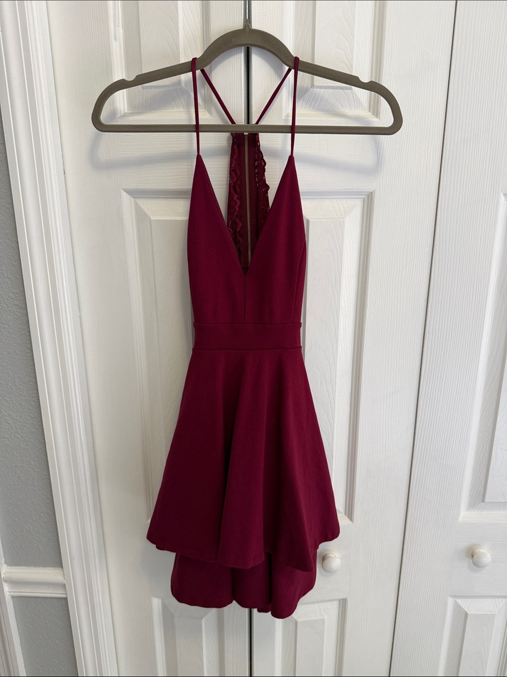 Windsor Burgundy Layered Skater Prom Dress